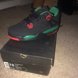 Jordan 4’s